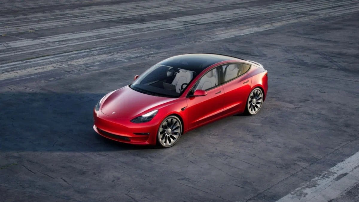 Elon Musk, en ucuz Tesla olacak yeni model hakkında açıklama yaptı